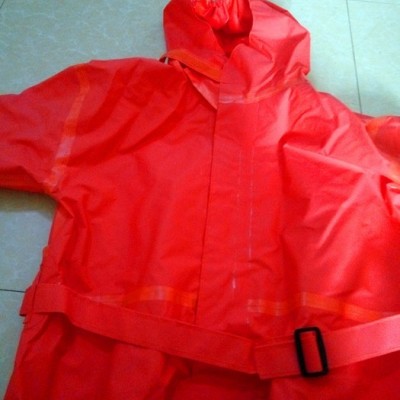 簡易防護(hù)服 輕型防化服 半封閉型防護(hù)服 連體防化服 二級防化服 簡易防化服